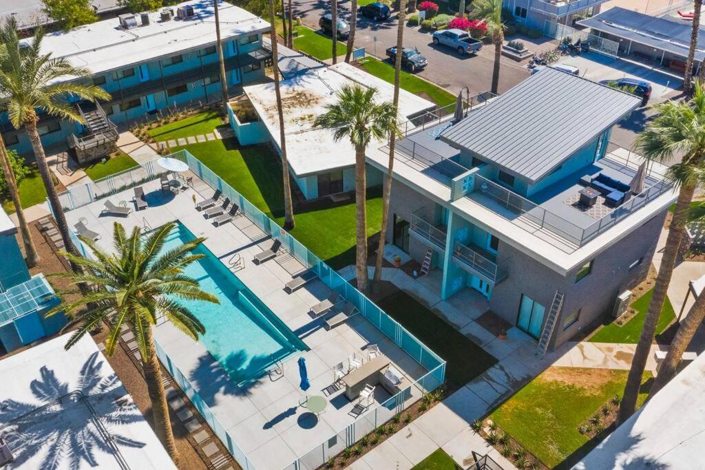 Micro Studio With Balcony & Pool View - Walk To Ot Scottsdale Bagian luar foto